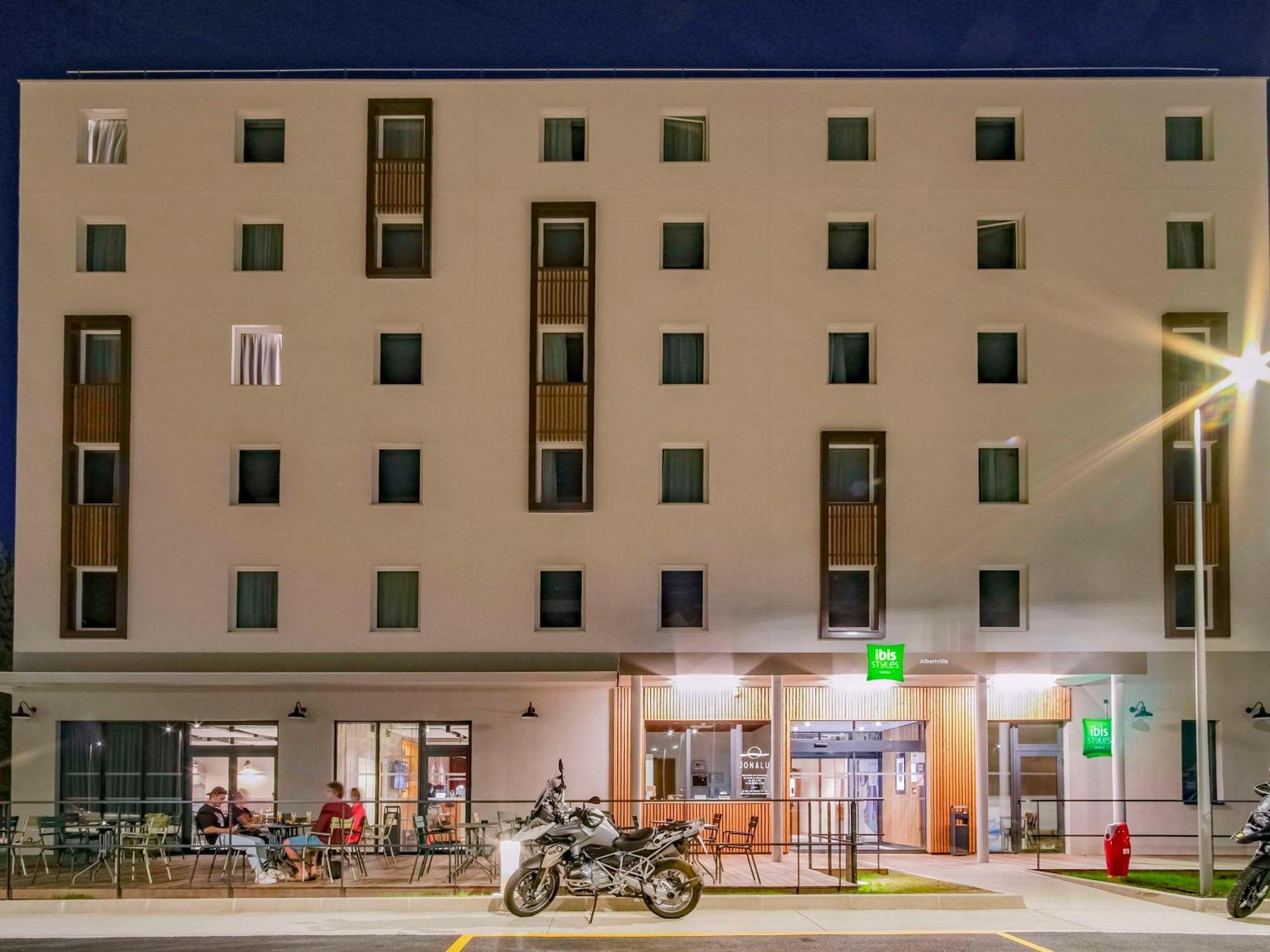 Ibis Styles Albertville Exteriör bild