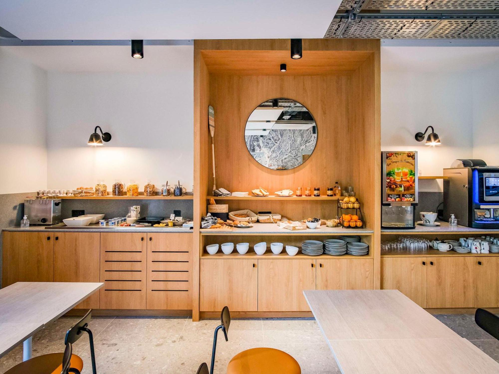 Ibis Styles Albertville Exteriör bild