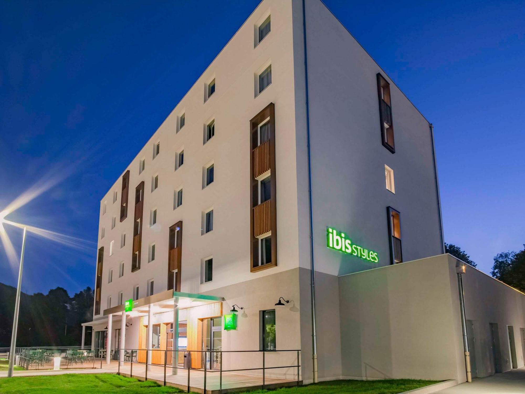Ibis Styles Albertville Exteriör bild